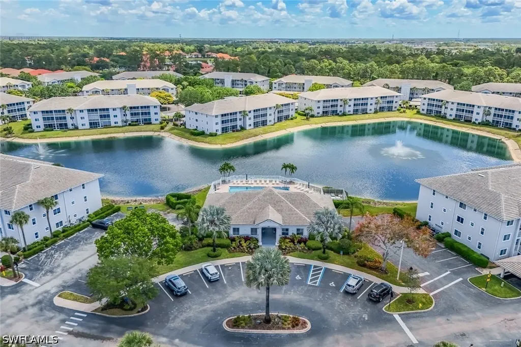 7827 Regal Heron Circle Naples FL 34104