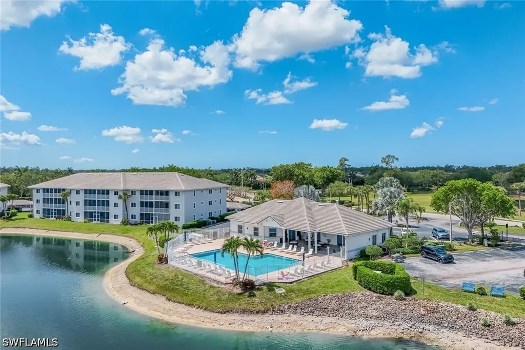 7827 Regal Heron Circle Naples FL 34104