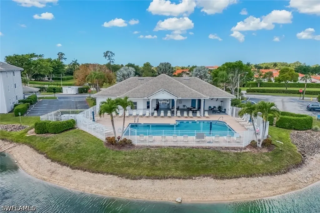 7827 Regal Heron Circle Naples FL 34104