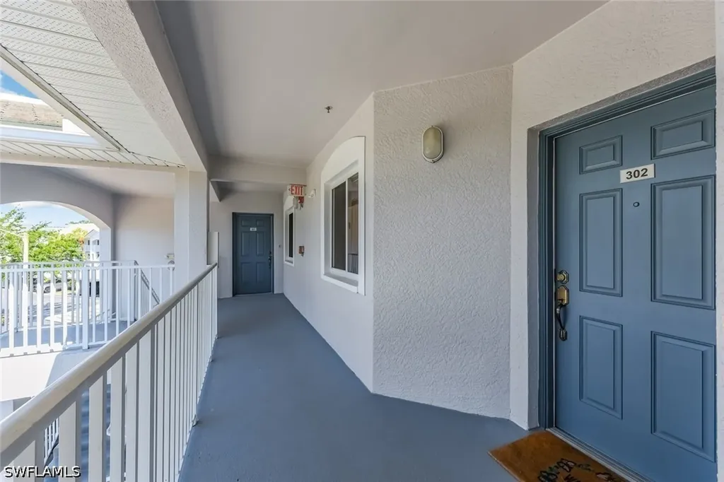7827 Regal Heron Circle Naples FL 34104