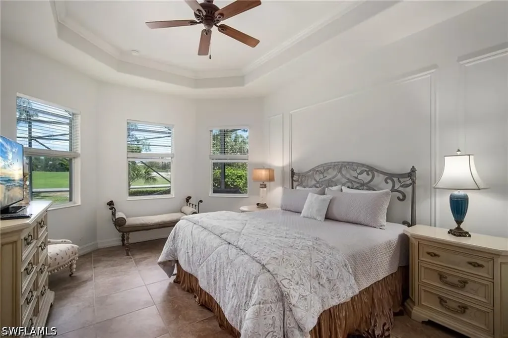 6476 Caldecott Drive Naples FL 34113