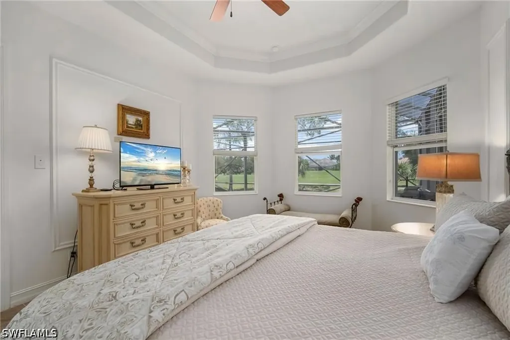 6476 Caldecott Drive Naples FL 34113