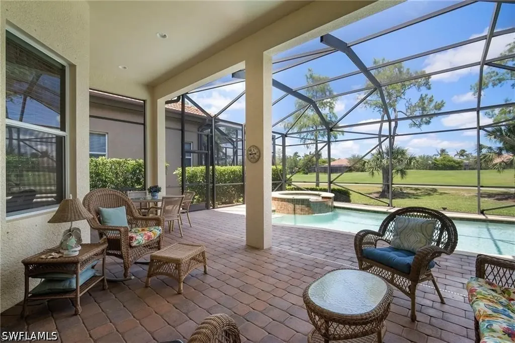 6476 Caldecott Drive Naples FL 34113