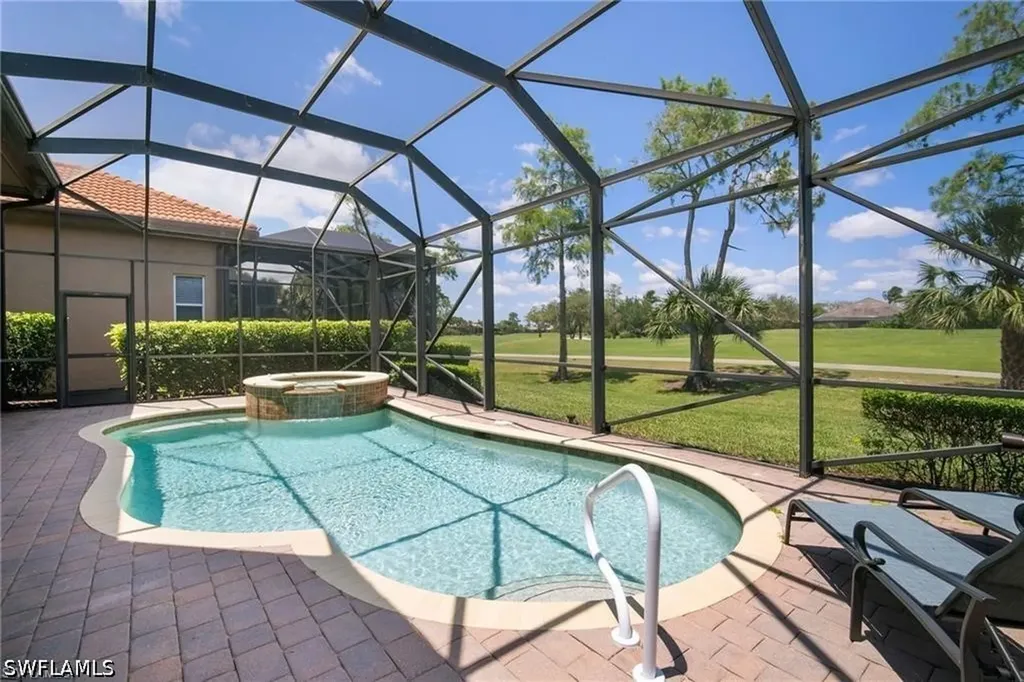 6476 Caldecott Drive Naples FL 34113