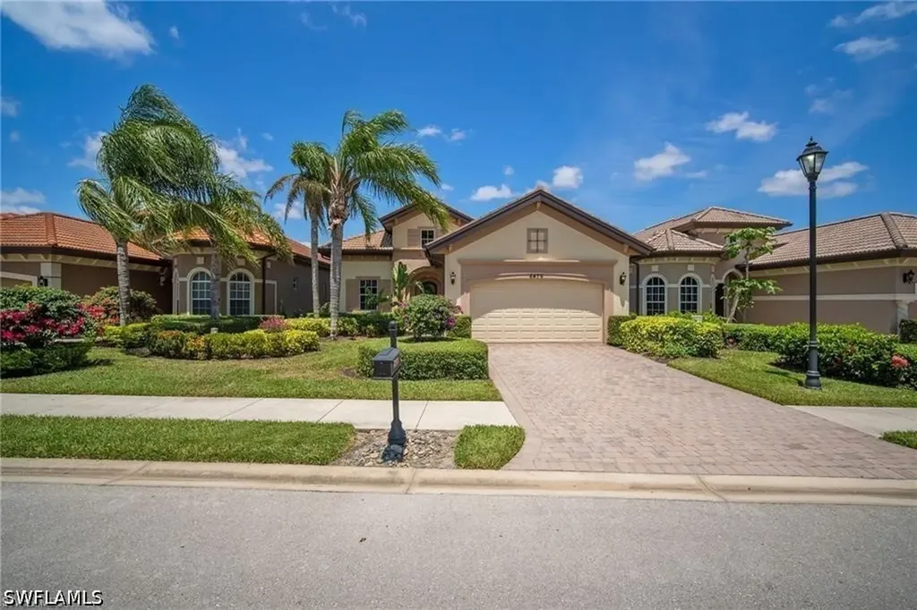 6476 Caldecott Drive Naples FL 34113
