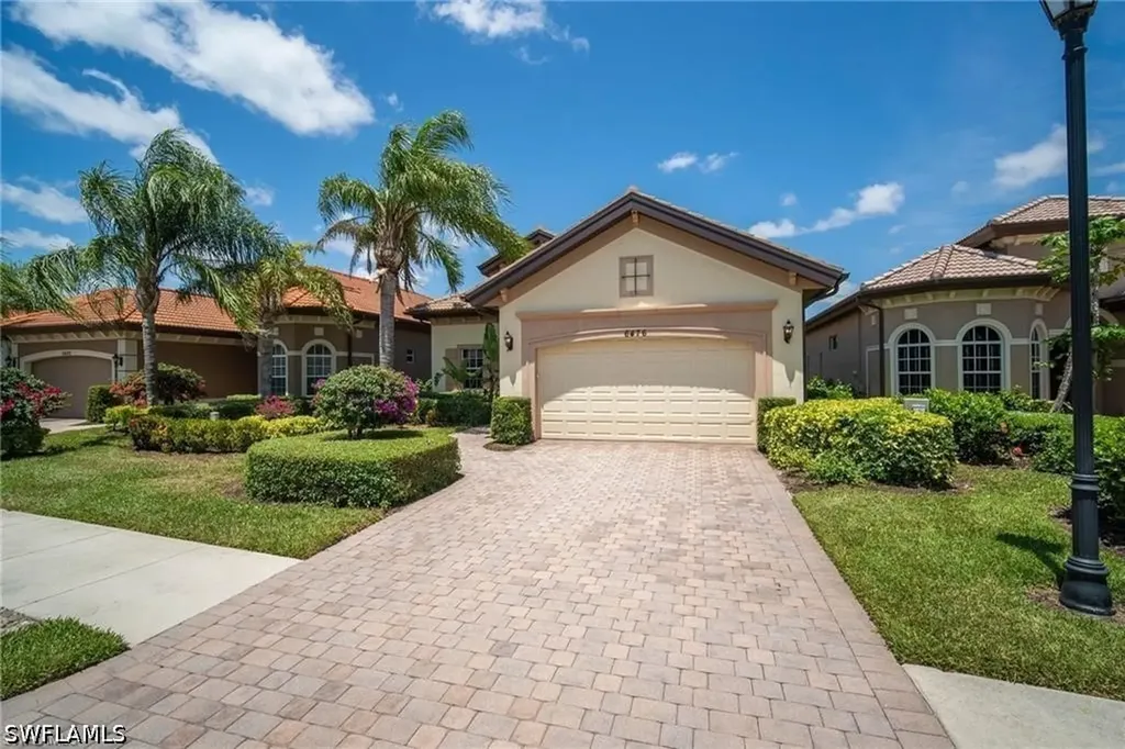 6476 Caldecott Drive Naples FL 34113