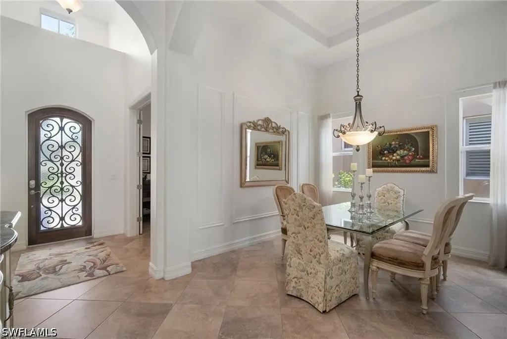6476 Caldecott Drive Naples FL 34113