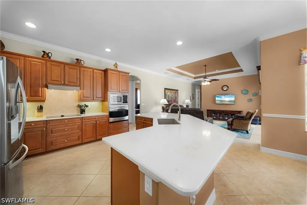 10053 Lions Bay Court Naples FL 34120