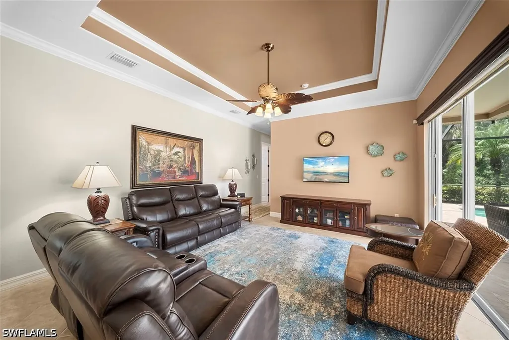 10053 Lions Bay Court Naples FL 34120
