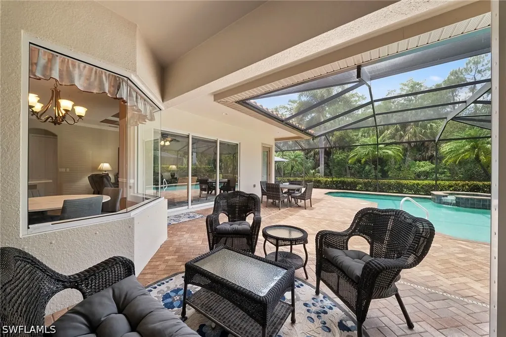 10053 Lions Bay Court Naples FL 34120