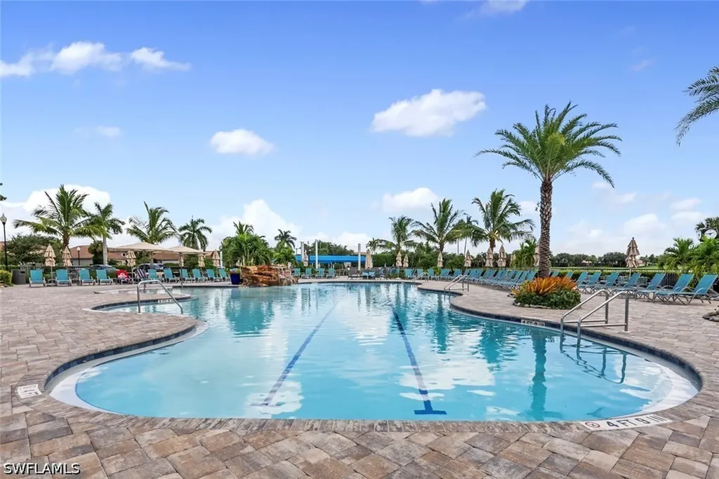 10053 Lions Bay Court Naples FL 34120
