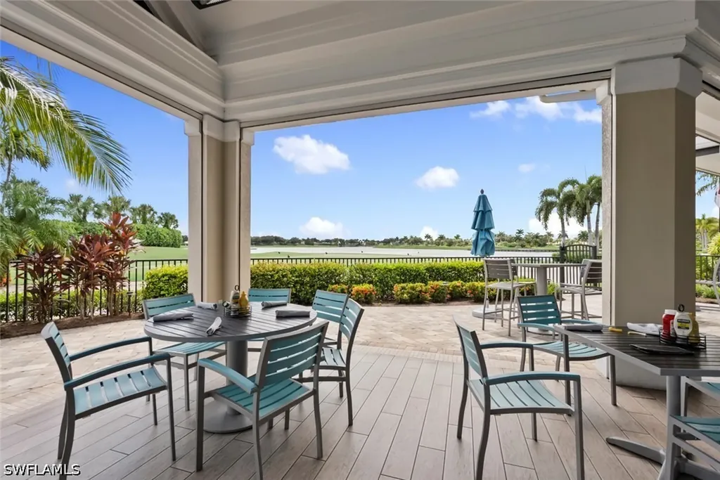 10053 Lions Bay Court Naples FL 34120