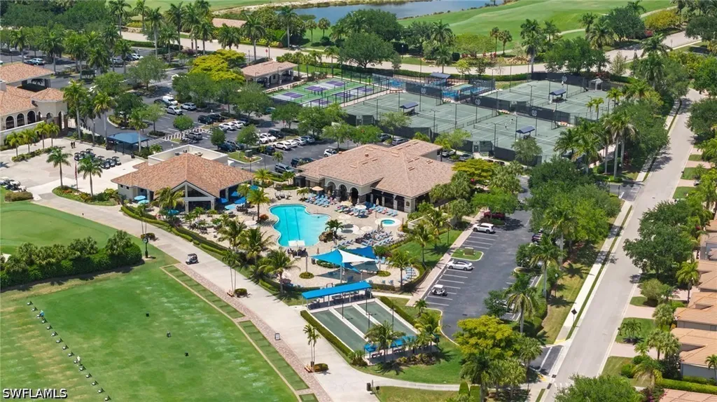 10053 Lions Bay Court Naples FL 34120