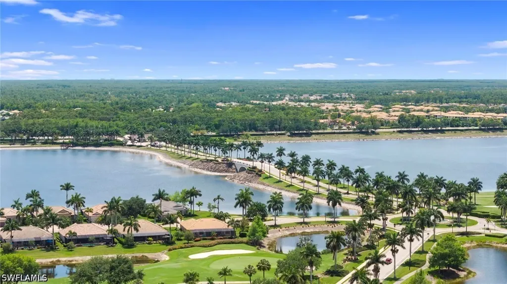 10053 Lions Bay Court Naples FL 34120