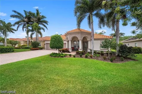 10053 Lions Bay Court Naples FL 34120