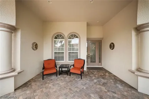 10053 Lions Bay Court Naples FL 34120