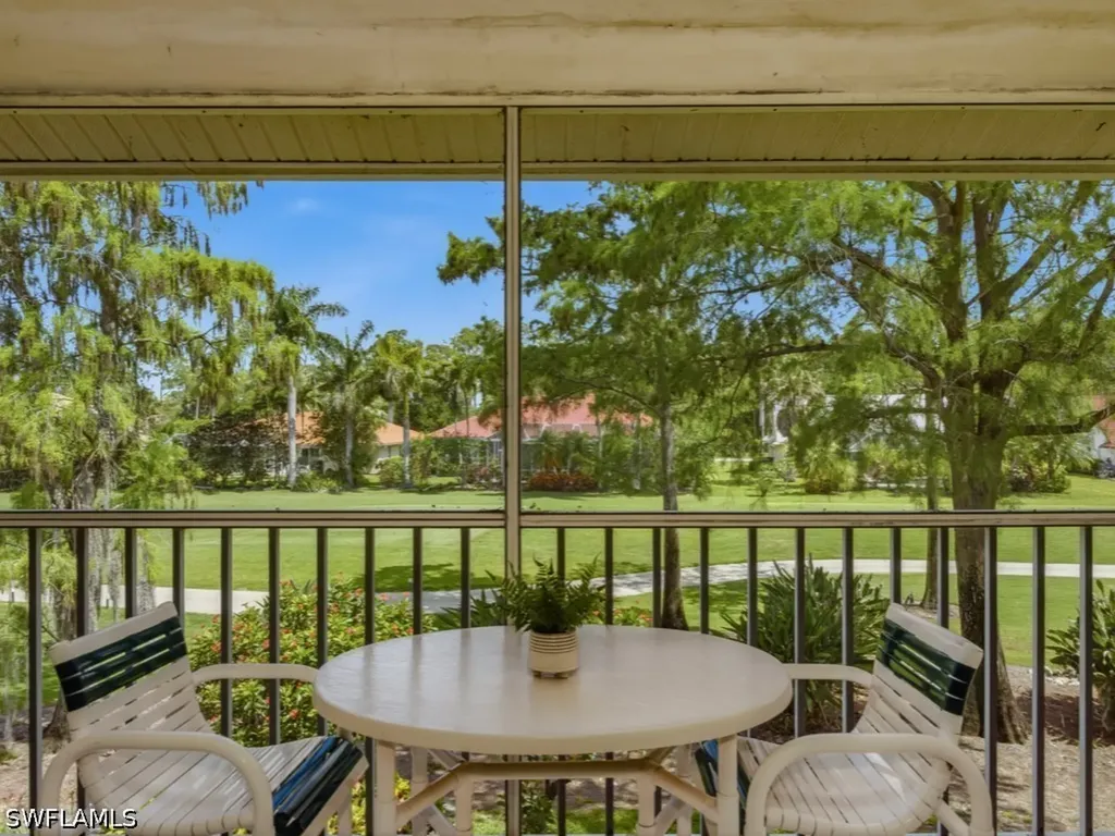 5904 Cranbrook Way Naples FL 34112