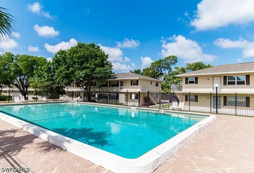 3325 Airport Road N Naples FL 34105
