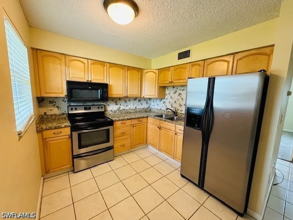 3325 Airport Road N Naples FL 34105
