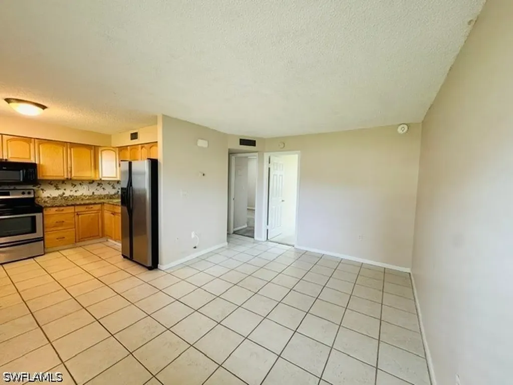 3325 Airport Road N Naples FL 34105