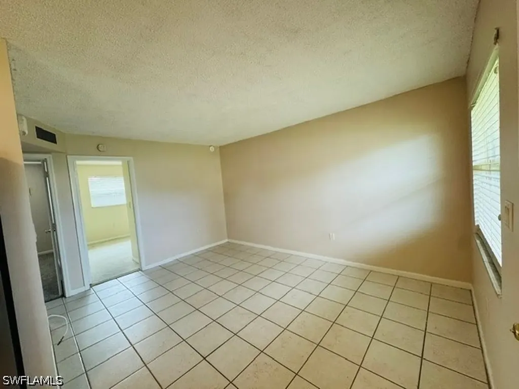 3325 Airport Road N Naples FL 34105