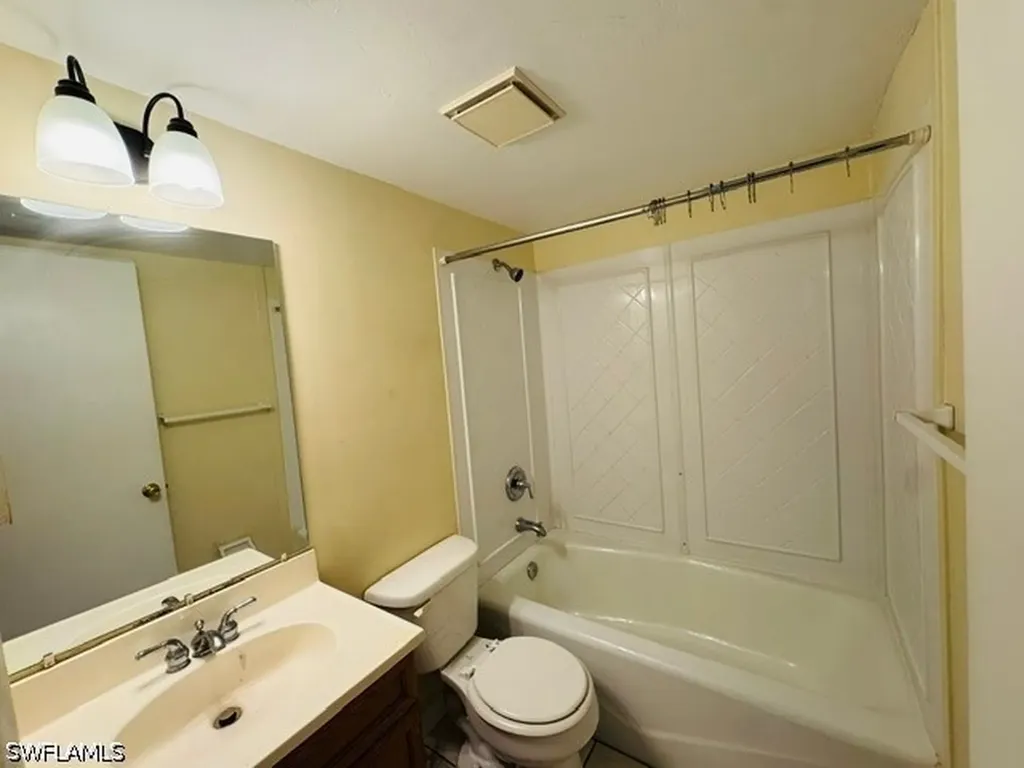 3325 Airport Road N Naples FL 34105