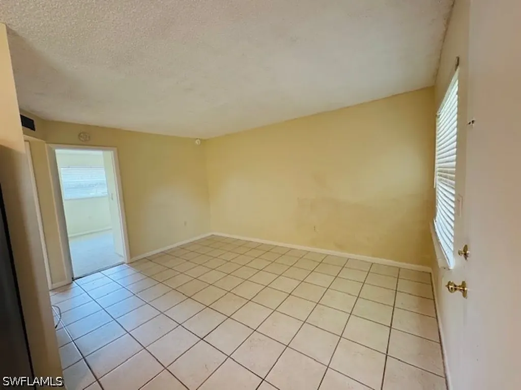 3325 Airport Road N Naples FL 34105