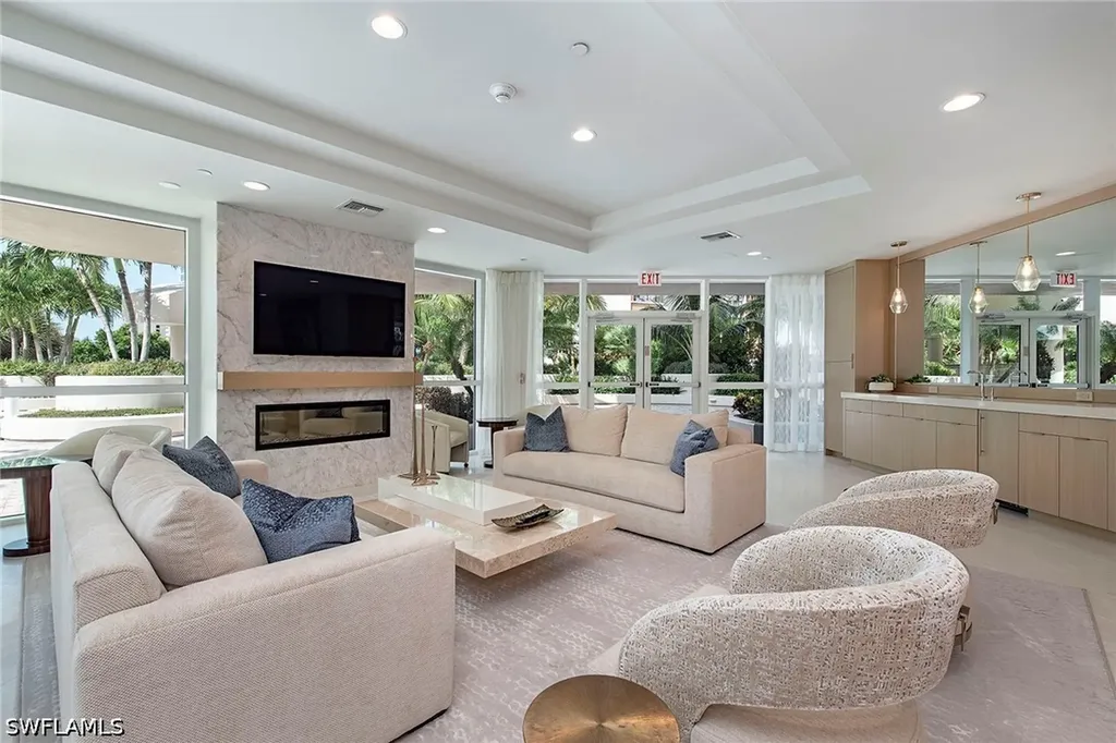 4255 Gulf Shore Boulevard N Naples FL 34103