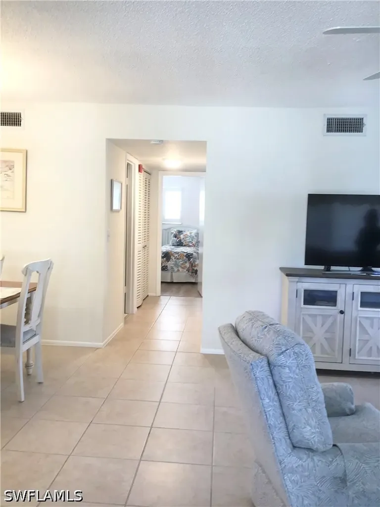 766 Central Avenue Naples FL 34102