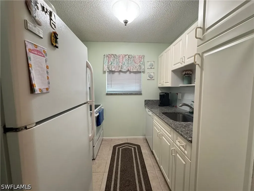 766 Central Avenue Naples FL 34102