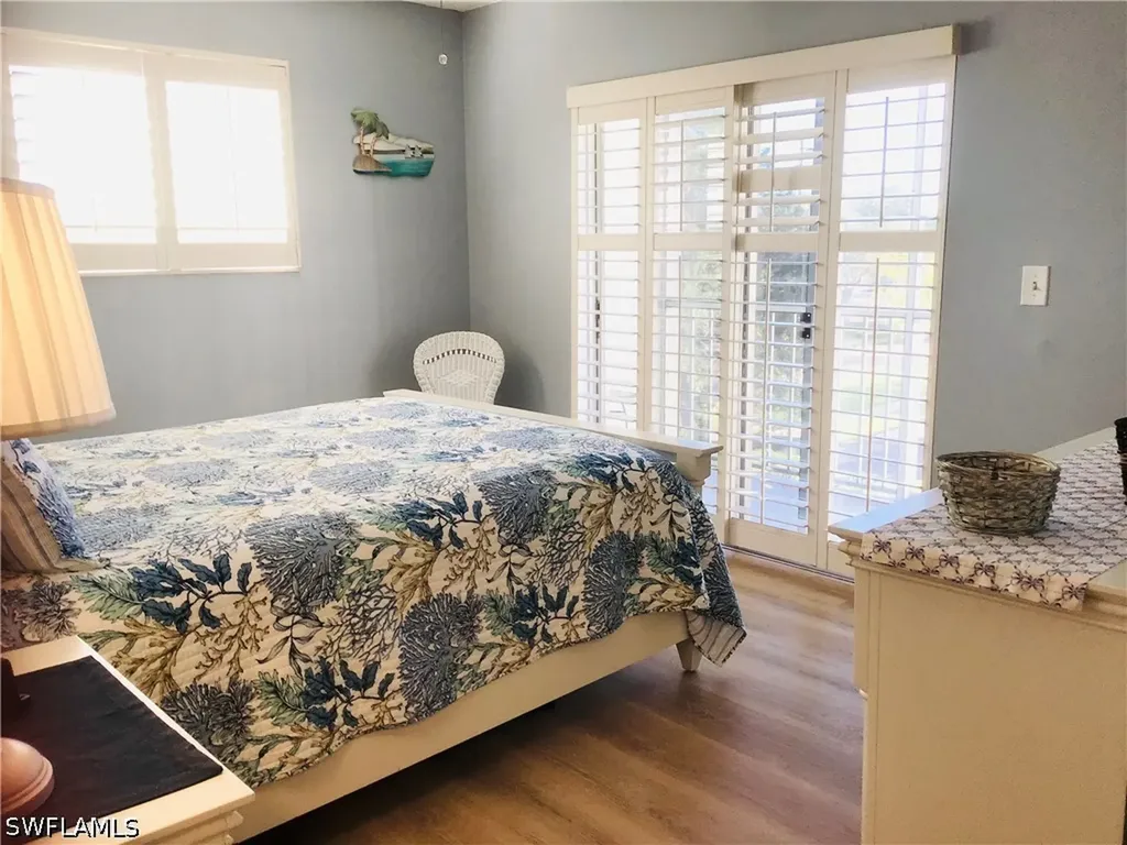 766 Central Avenue Naples FL 34102