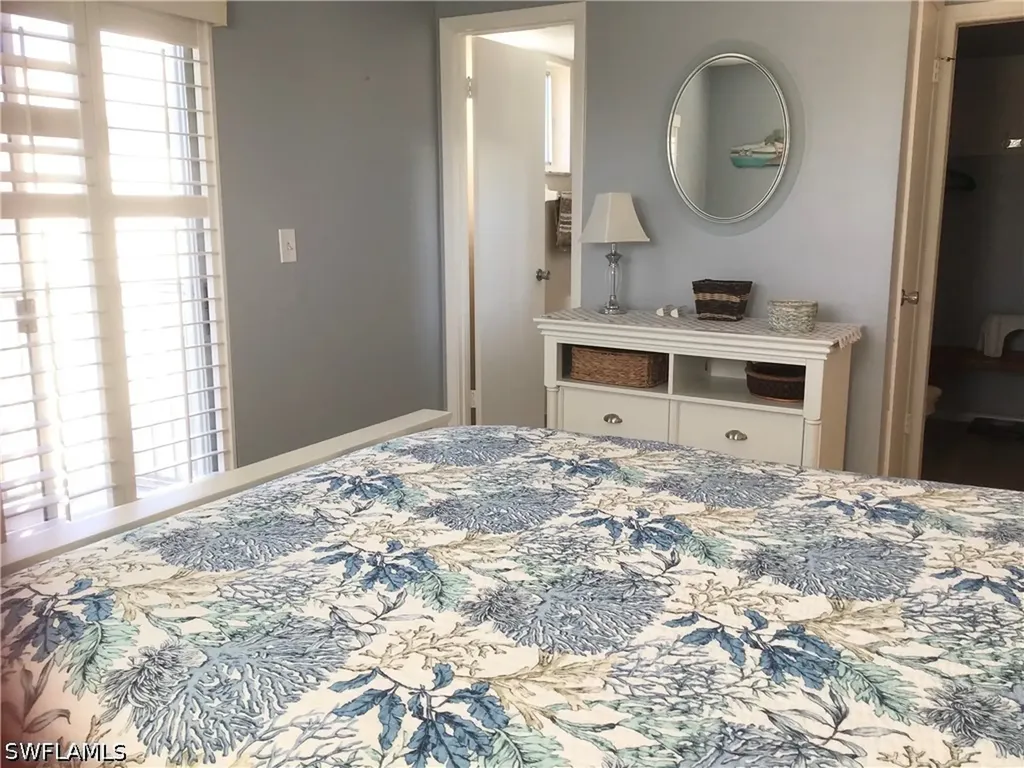 766 Central Avenue Naples FL 34102
