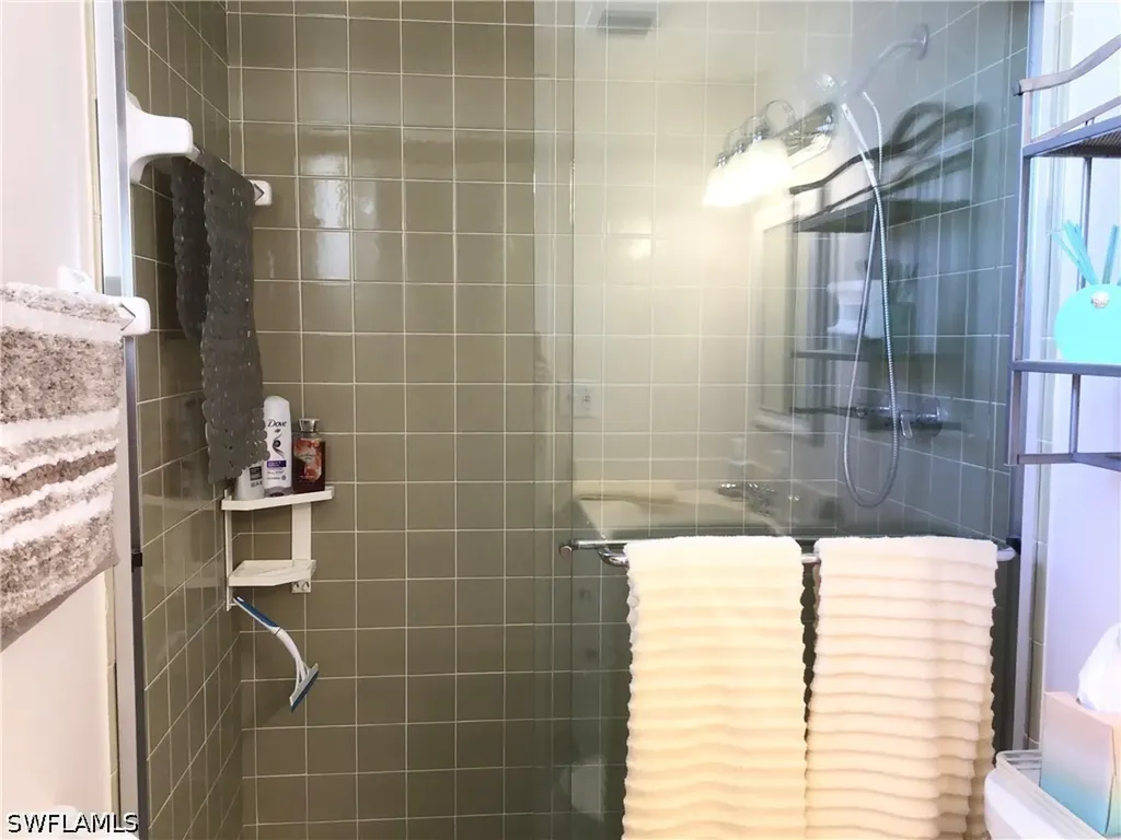 766 Central Avenue Naples FL 34102