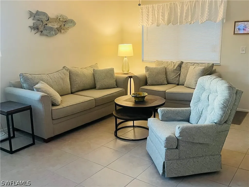 766 Central Avenue Naples FL 34102