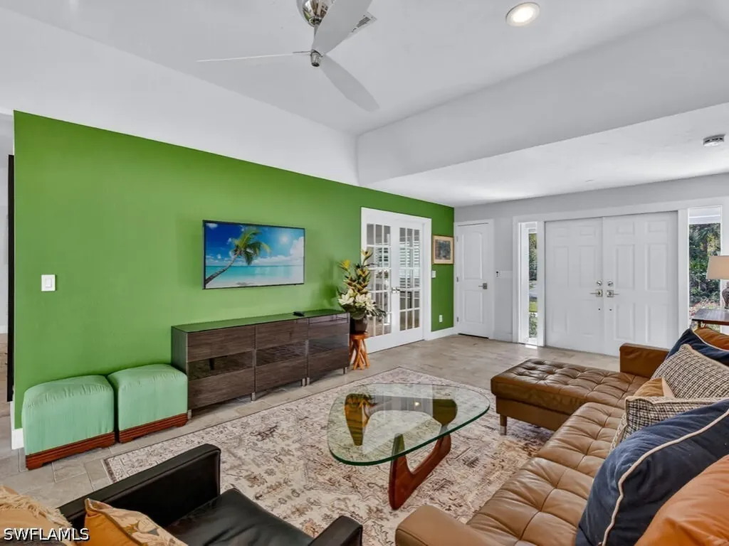 3331 3rd Avenue NW Naples FL 34120