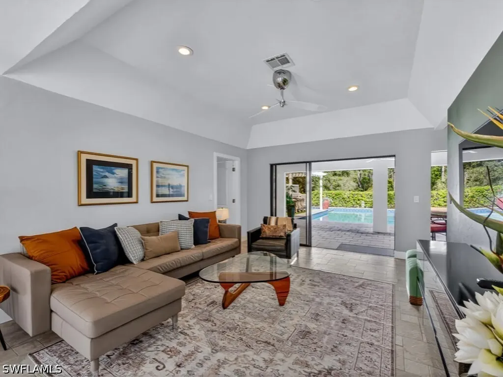 3331 3rd Avenue NW Naples FL 34120