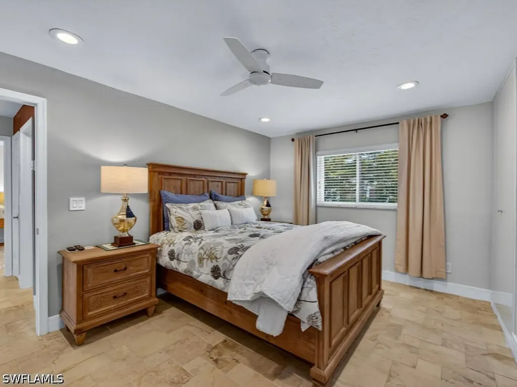 3331 3rd Avenue NW Naples FL 34120
