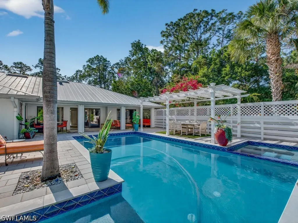 3331 3rd Avenue NW Naples FL 34120
