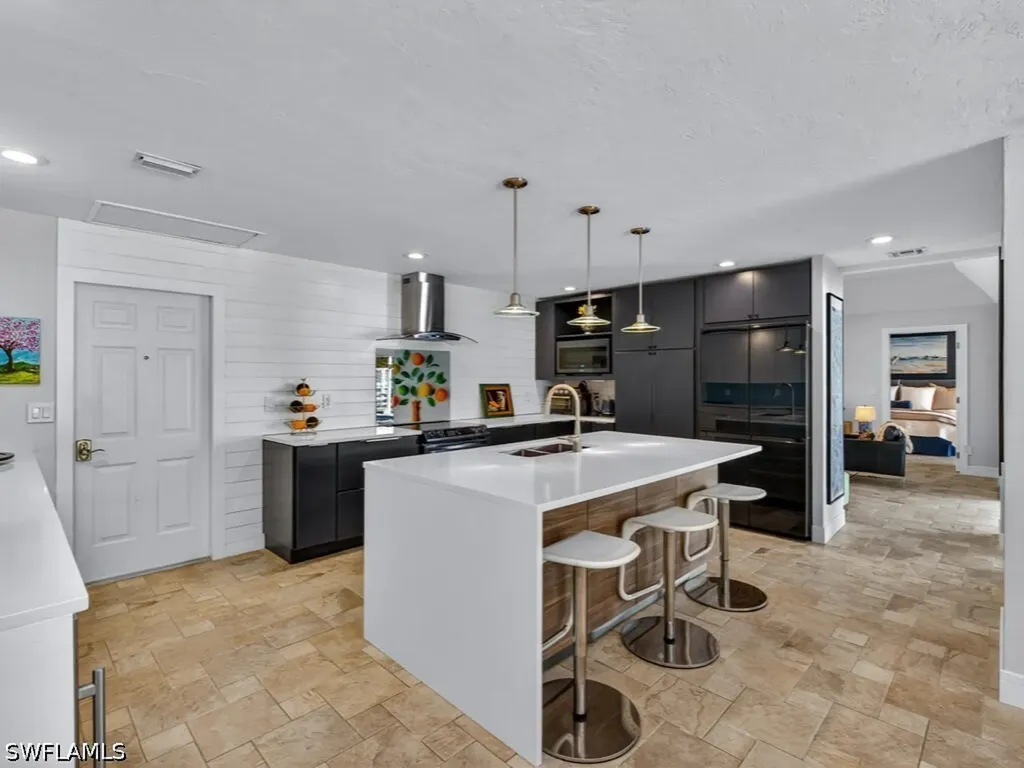 3331 3rd Avenue NW Naples FL 34120