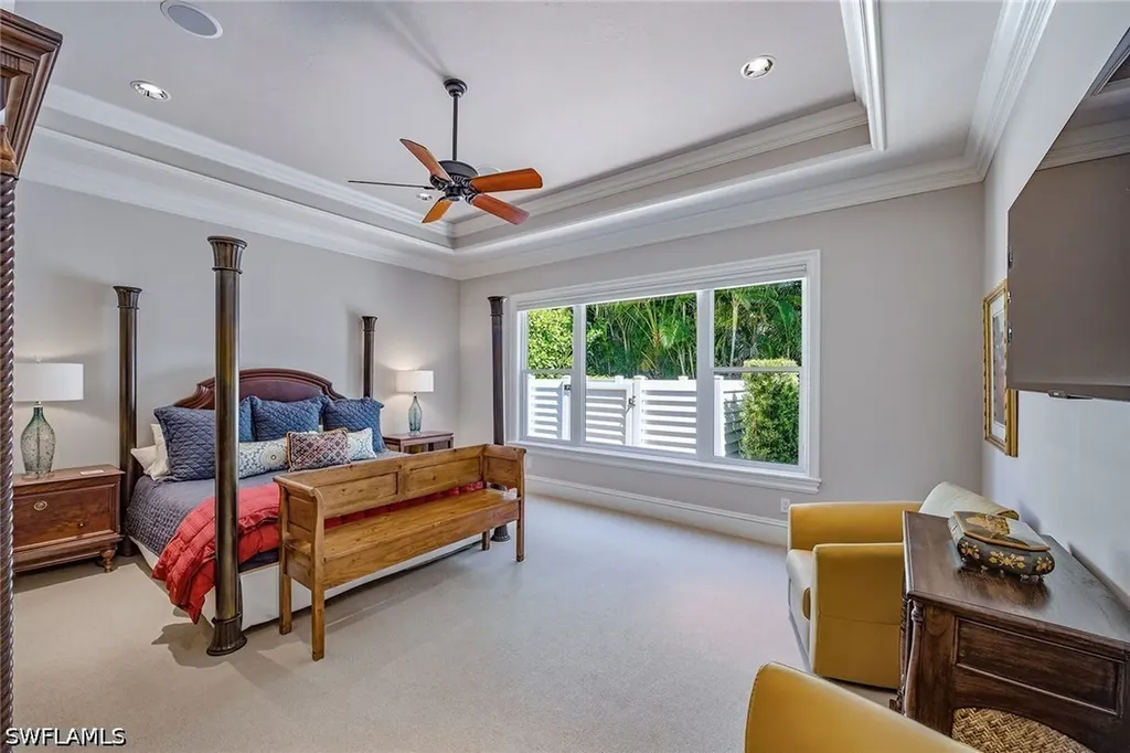 667 Binnacle Drive Naples FL 34103