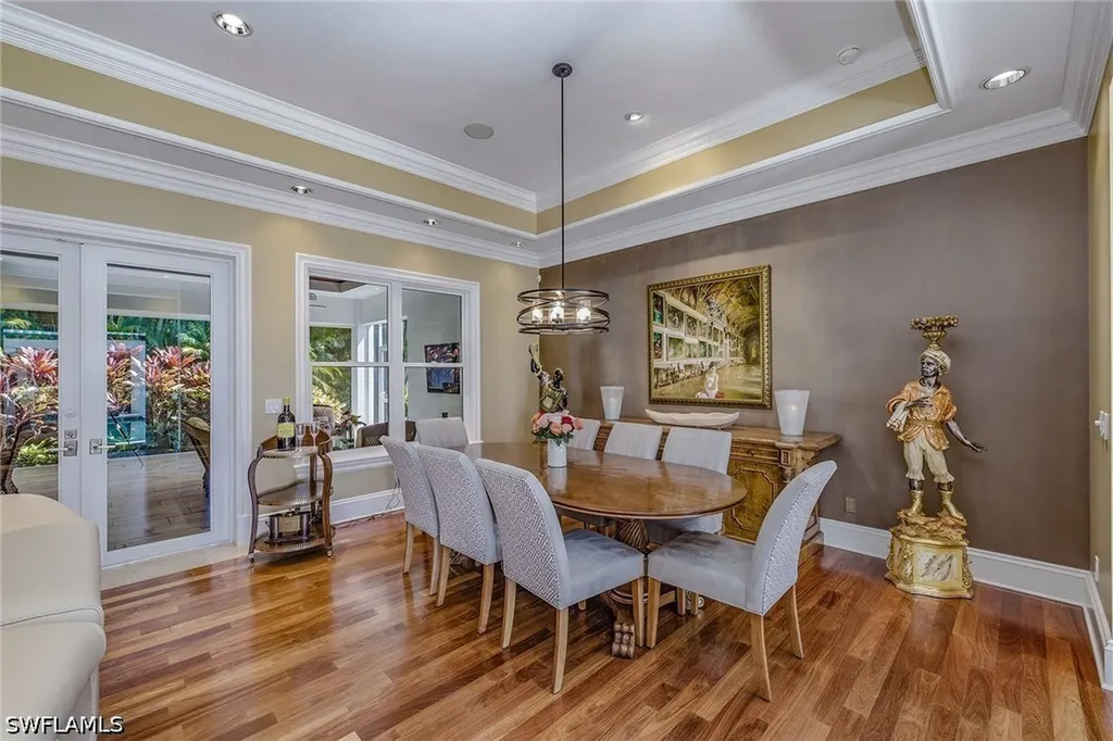667 Binnacle Drive Naples FL 34103