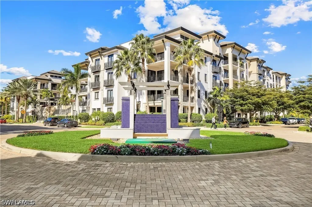 1035 3rd Avenue S Naples FL 34102