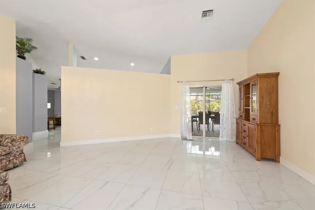 1619 SW 13th Terrace Cape Coral FL 33991