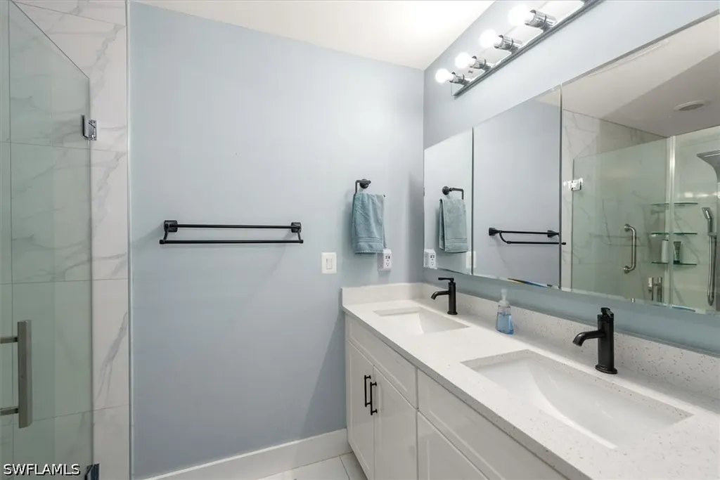 1619 SW 13th Terrace Cape Coral FL 33991