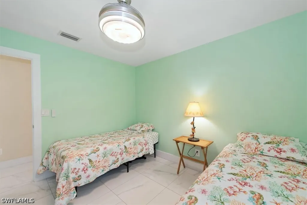 1619 SW 13th Terrace Cape Coral FL 33991