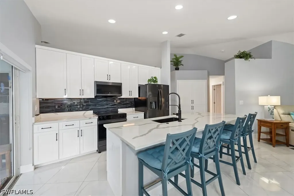 1619 SW 13th Terrace Cape Coral FL 33991