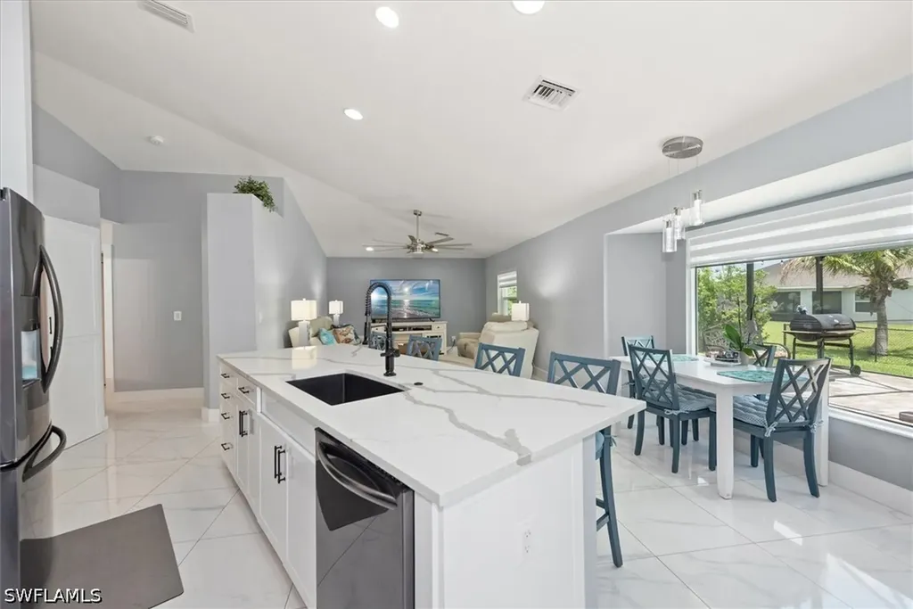 1619 SW 13th Terrace Cape Coral FL 33991