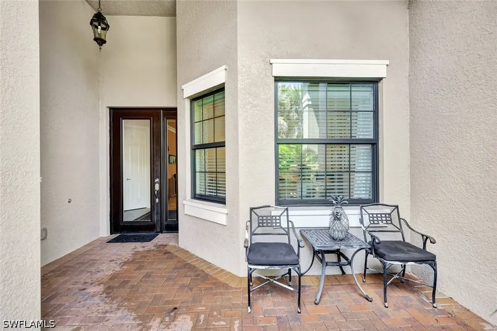 13423 Silktail Drive Naples FL 34109