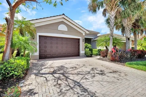 13423 Silktail Drive Naples FL 34109