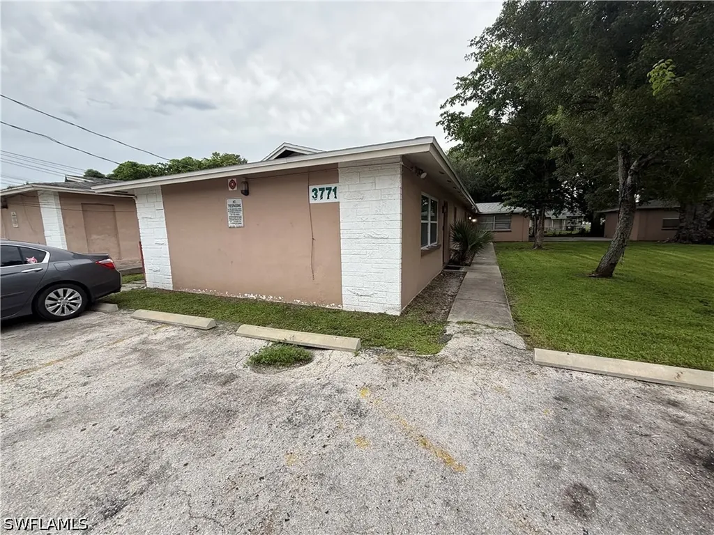 3771 Belmont Street Fort Myers FL 33916
